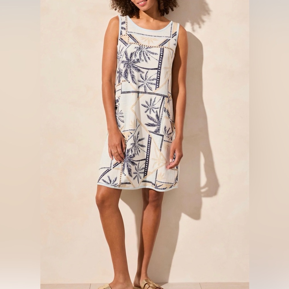 Tribal Sleeveless White and Blue Leaf Print Dress - Large
